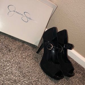 NEW JESSICA SIMPSON BLACK SUEDE OPEN TOED HEELS